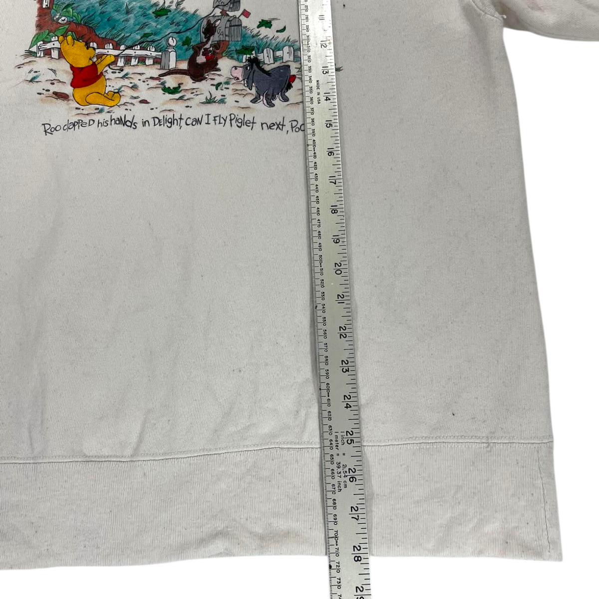 DISNEY WINNIE THE POOH CREWNECK (XL)