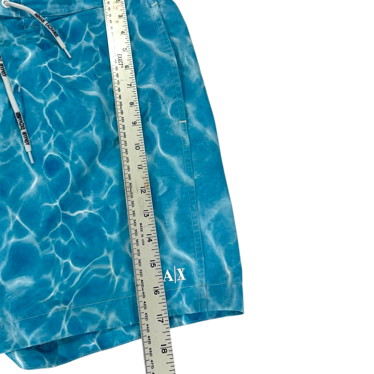 ARMANI EXCHANGE BLUE BOARD SHORT (L (36'))