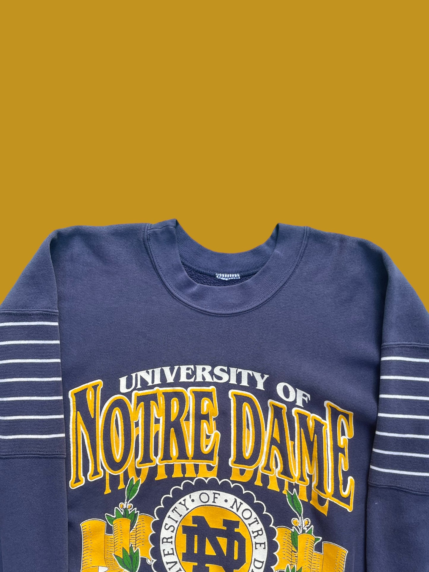 VINTAGE NOTRE DAME CREWNECK (L)