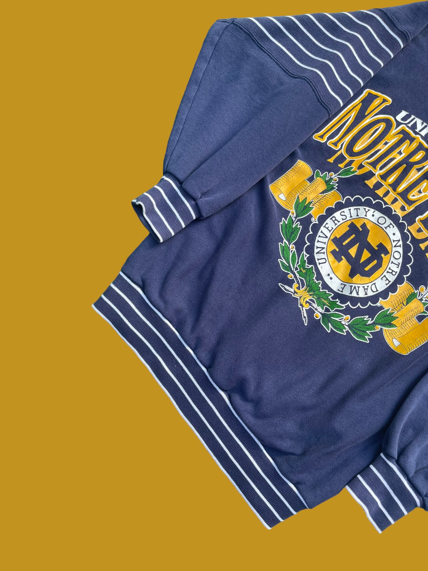 VINTAGE NOTRE DAME CREWNECK (L)