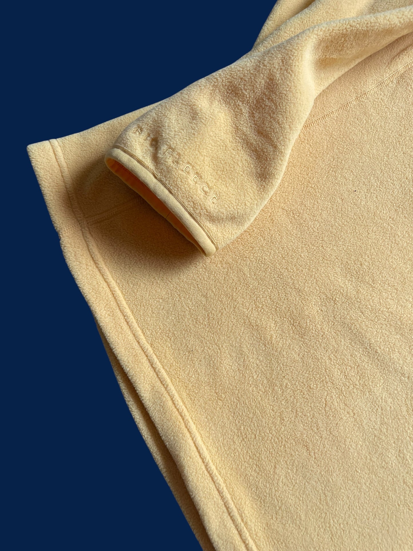 YELLOW KATHMANDU BIO FLEECE QUARTERZIP (L)