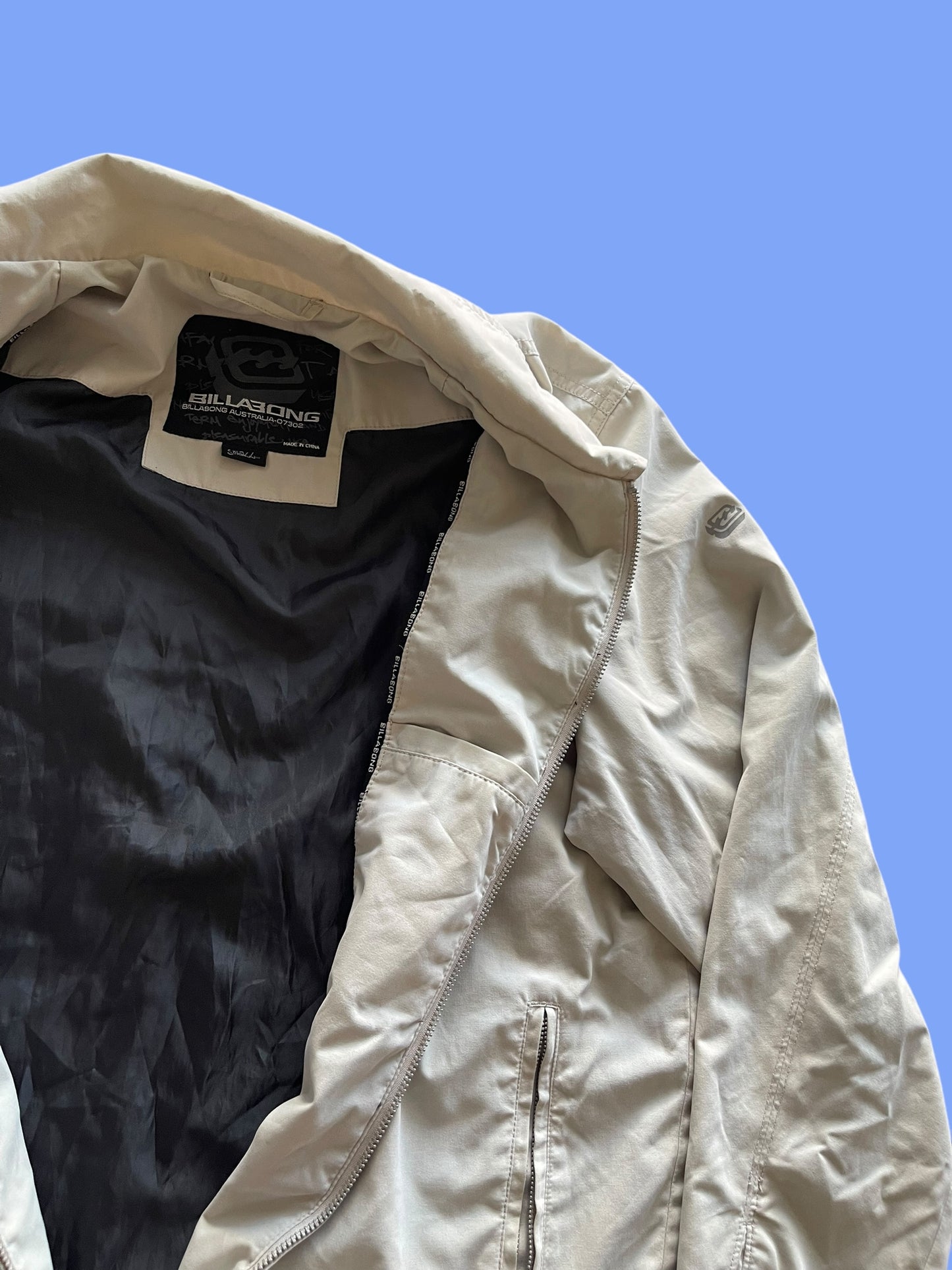 BILLABONG JACKET ( M)