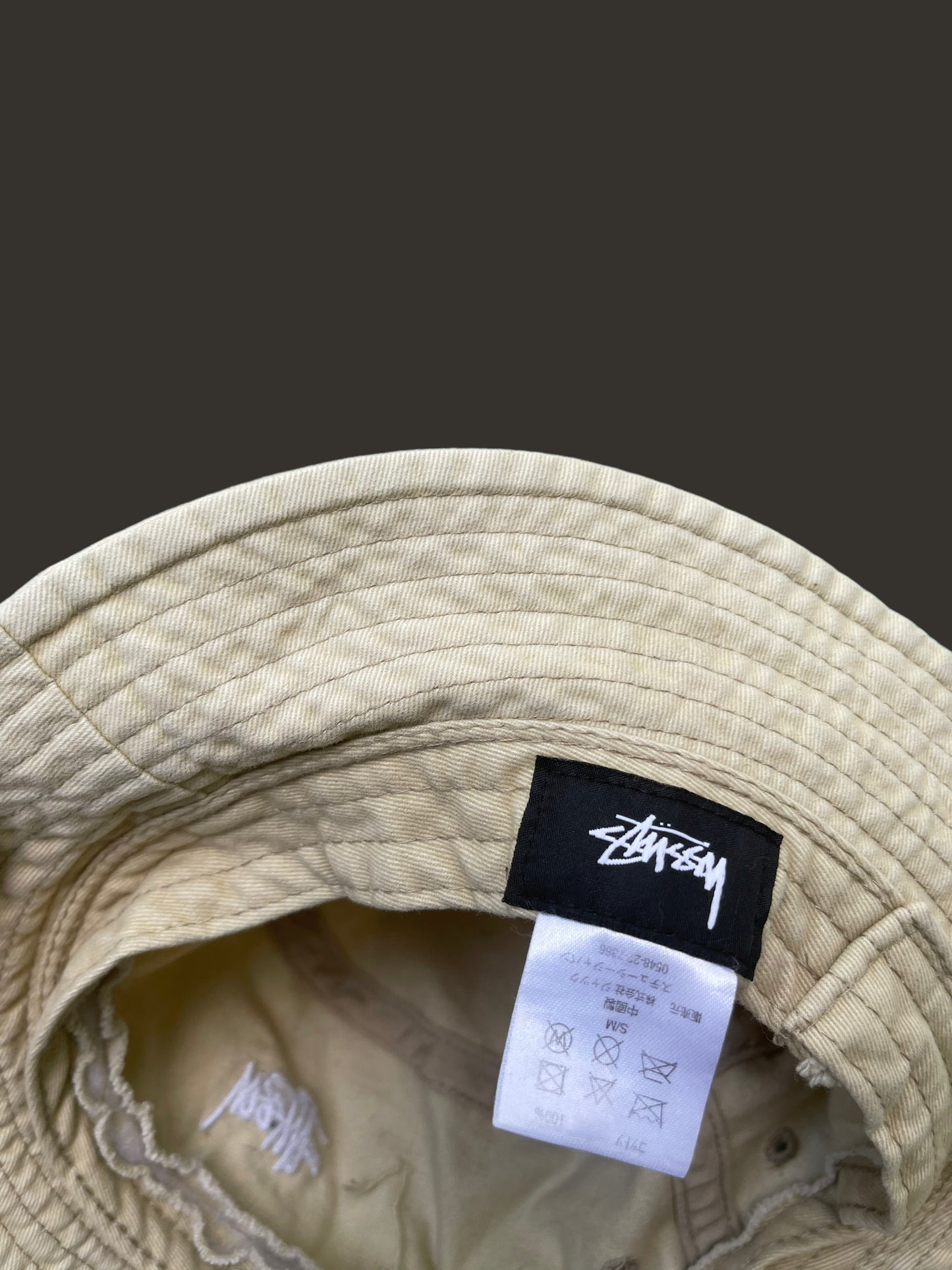 VINTAGE STUSSY BUCKET HAT (S/M)