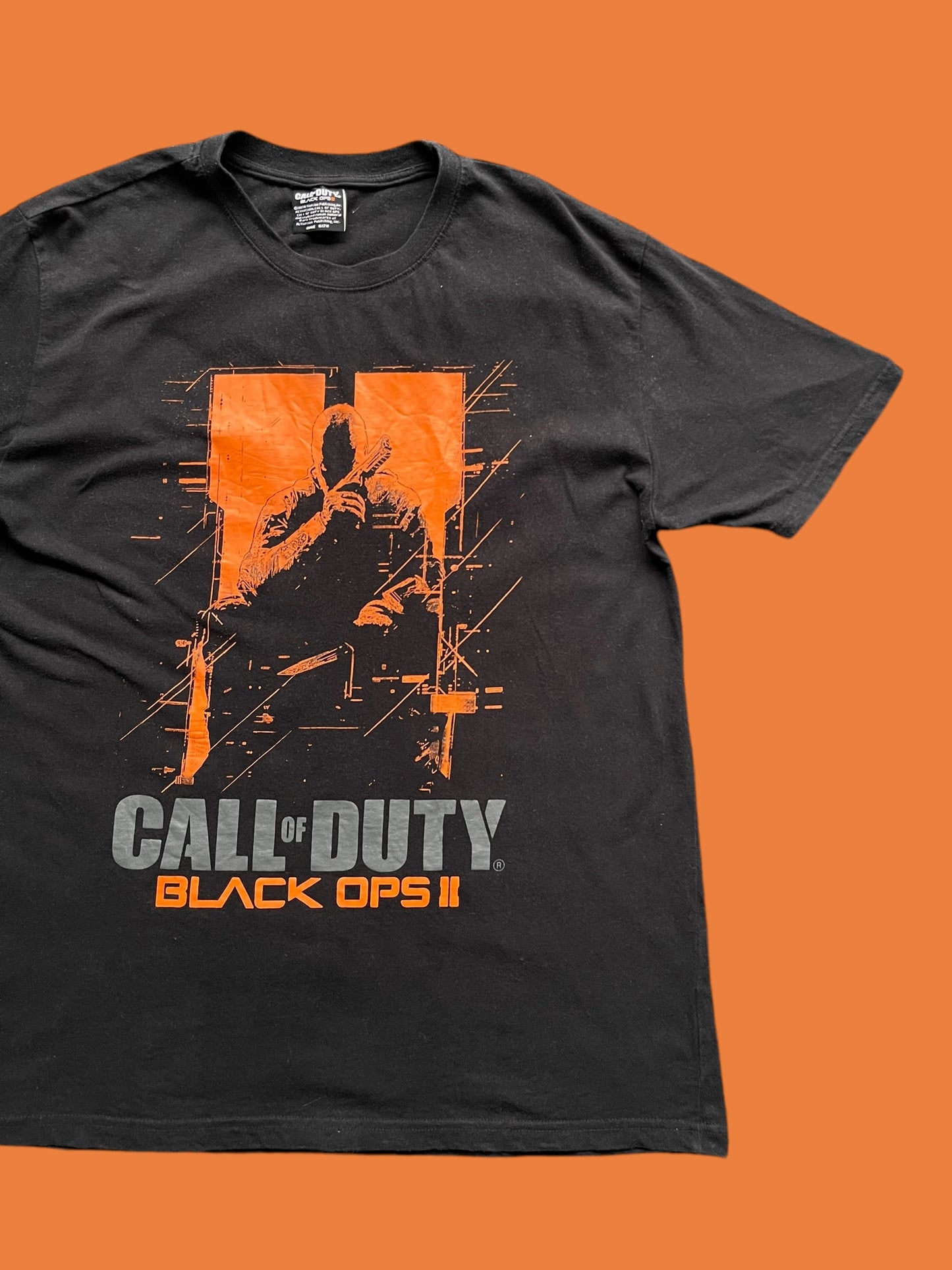 CALL OF DUTY BLACK OPS II SHIRT ( M-L)