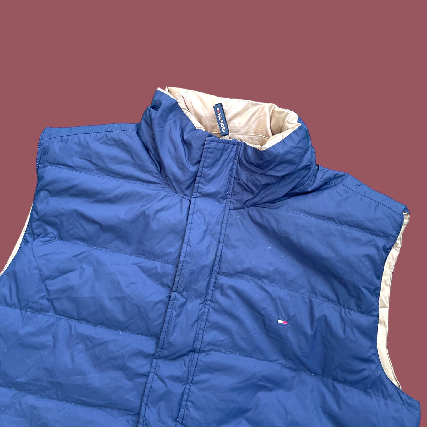 VINTAGE REVERSIBLE TOMMY HILFIGER PUFFER VEST WITH REMOVABLE HOOD (L)