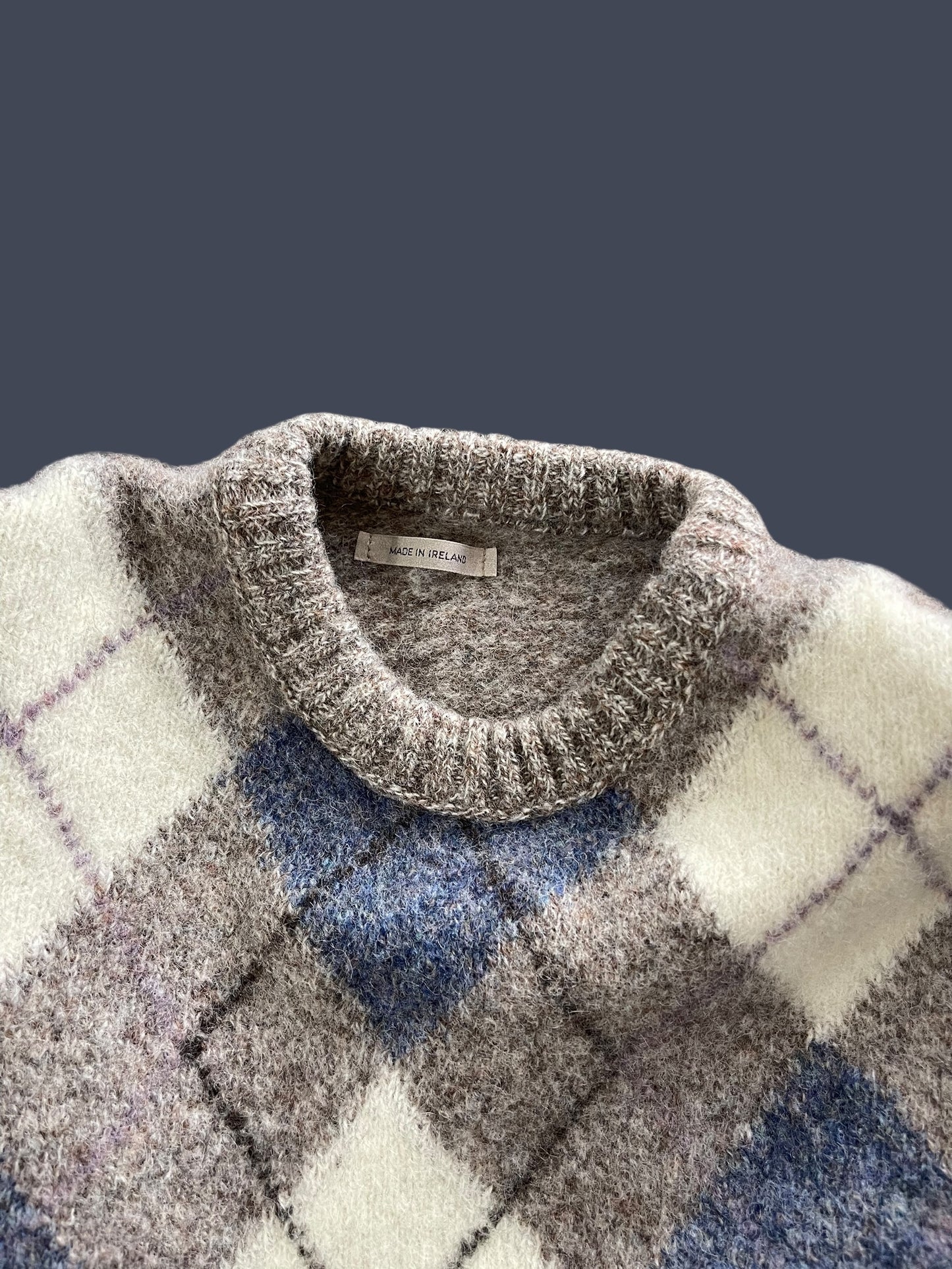 VINTAGE MADE IN IRELAND SWEATER (S)