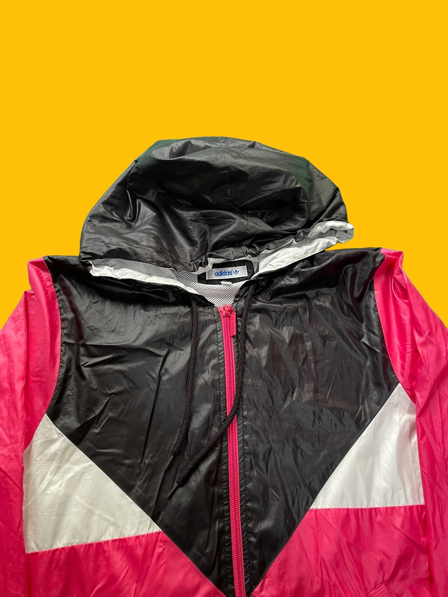 VINTAGE ADIDAS JACKET (S)