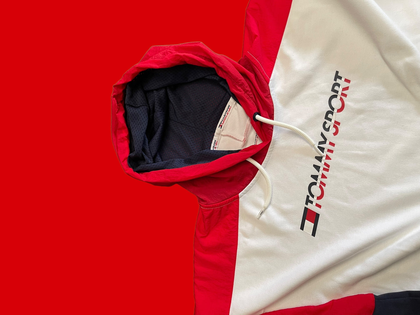 BRAND NEW TOMMY SPORT TOP (M)