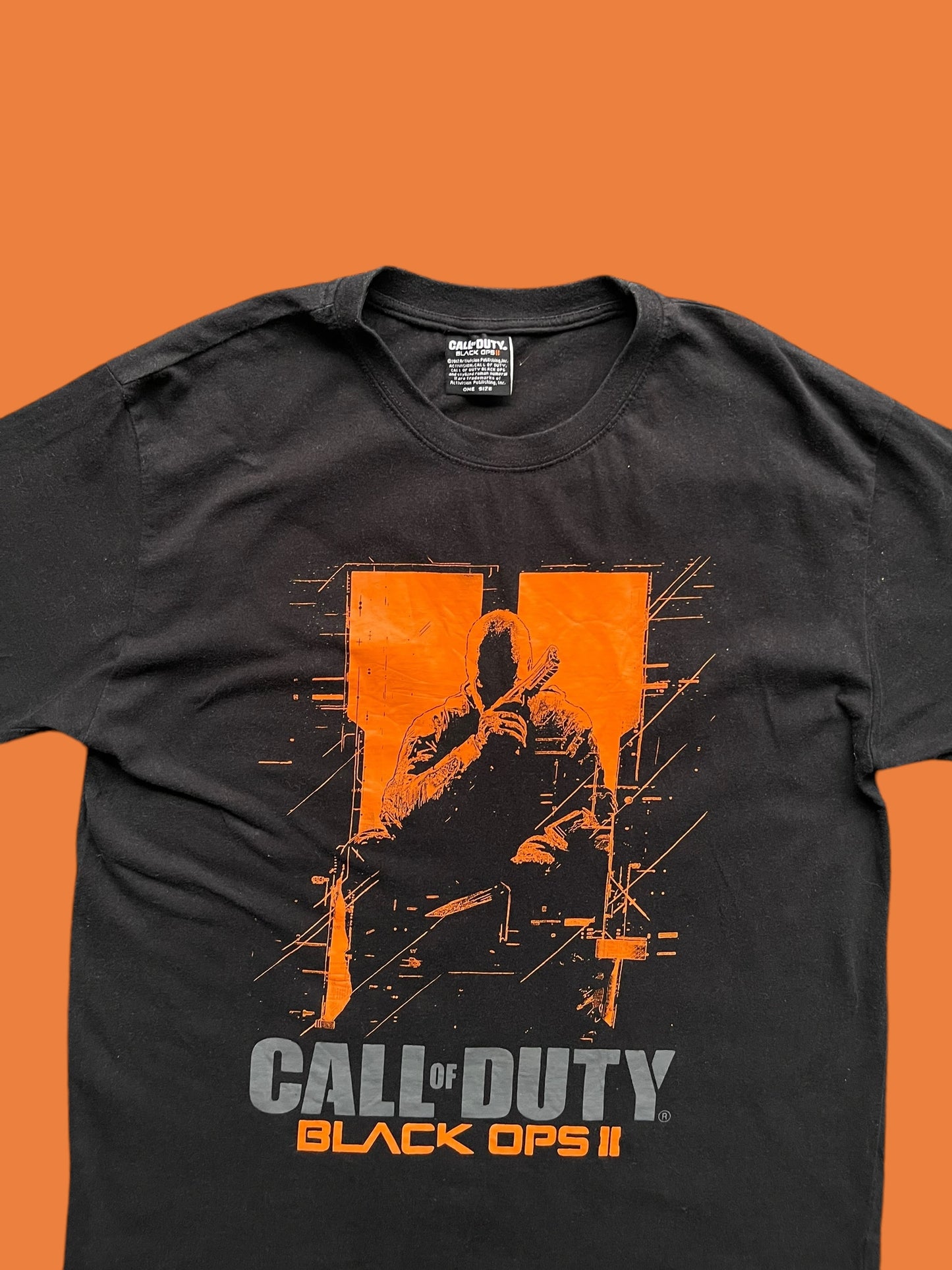 CALL OF DUTY BLACK OPS II SHIRT ( M-L)