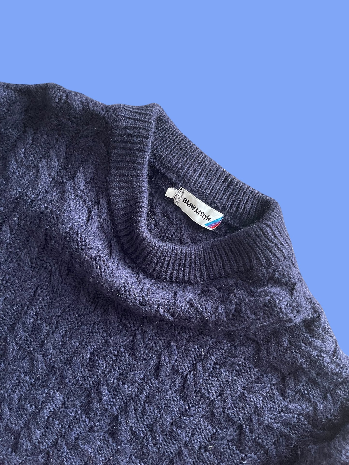 VINTAGE 100% WOOL MADE IN NZ KNIT SWEATER (L)