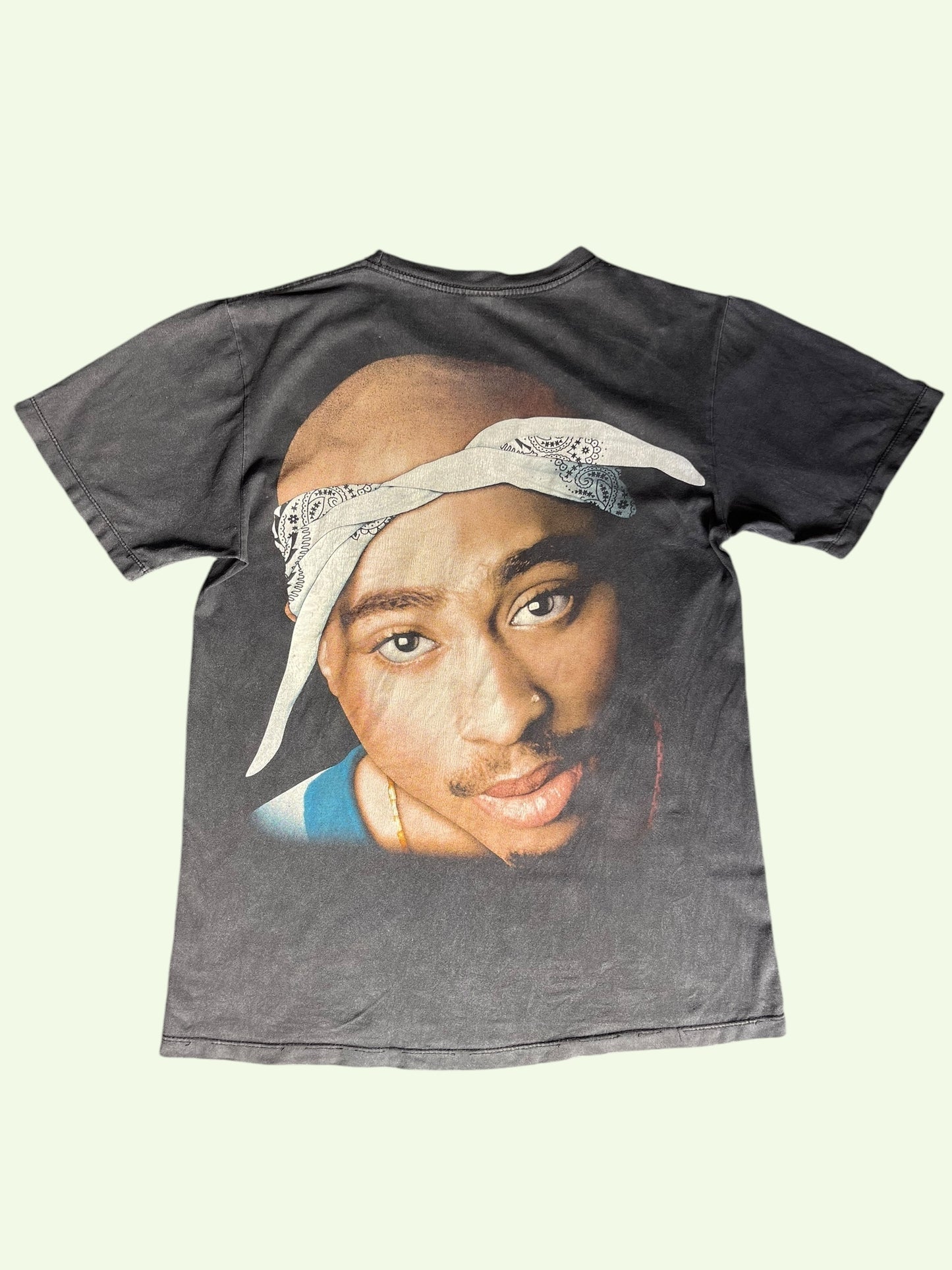 VINTAGE 2PAC SHIRT (M)