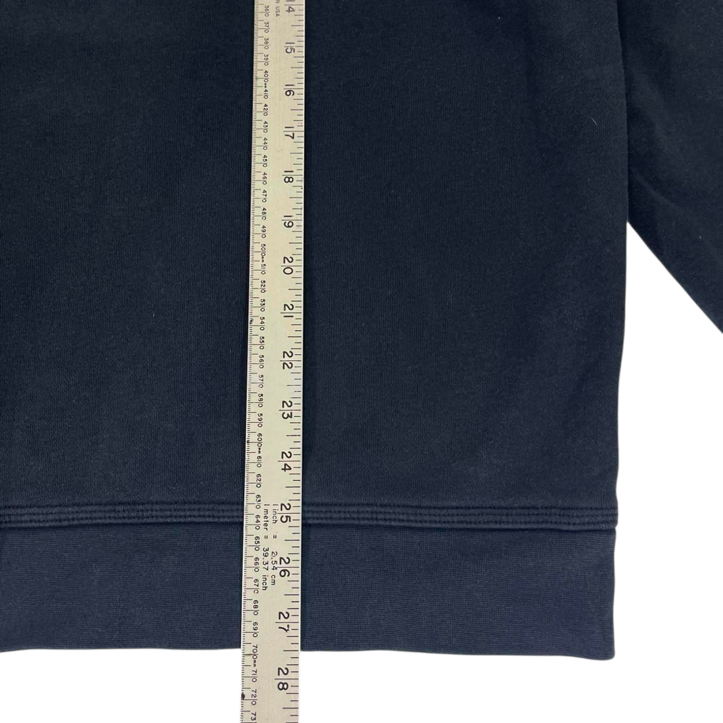 NIKE ESSENTIALS CREWNECK (XL)