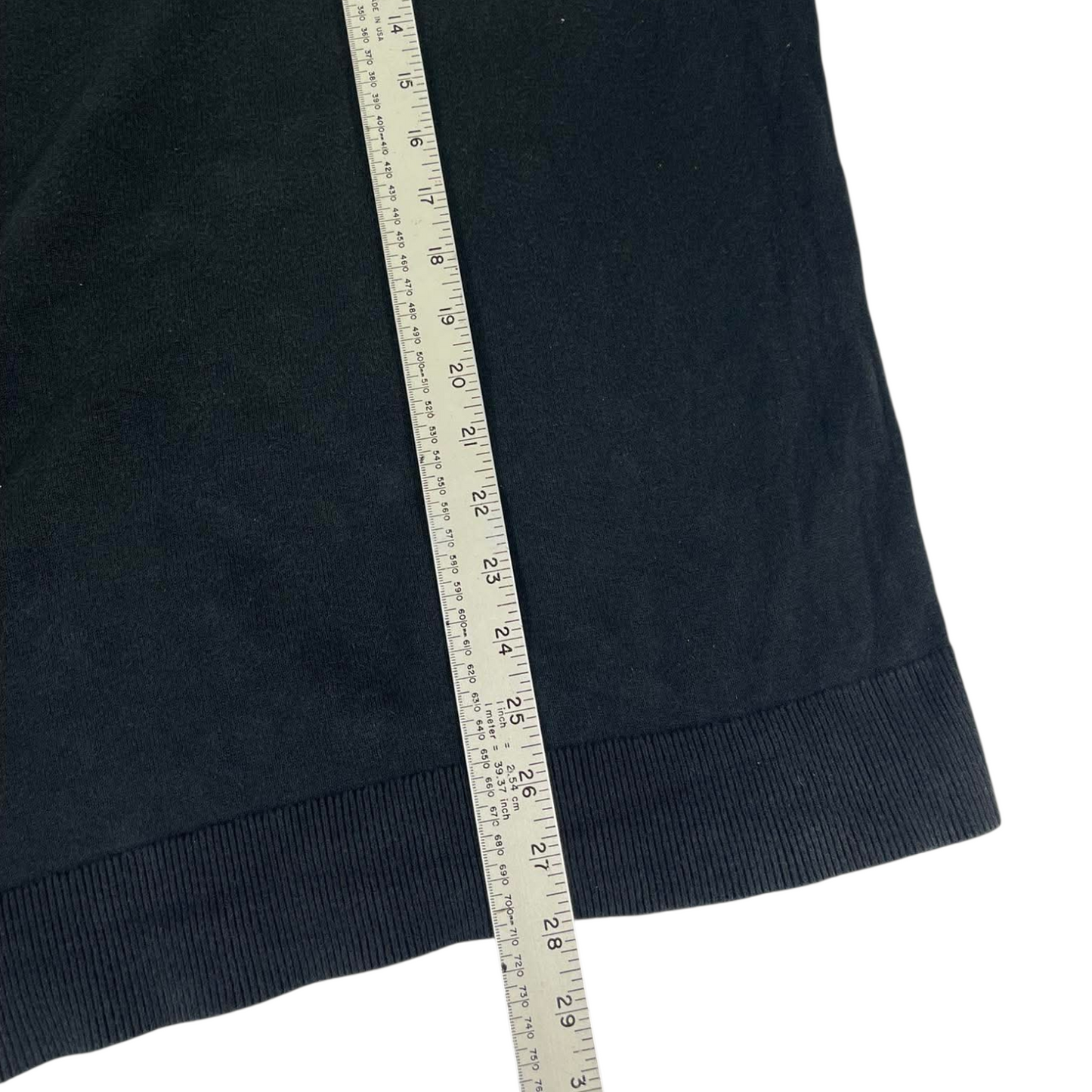 TOMMY HILFIGER BLACK V-NECK SWEATER (L)