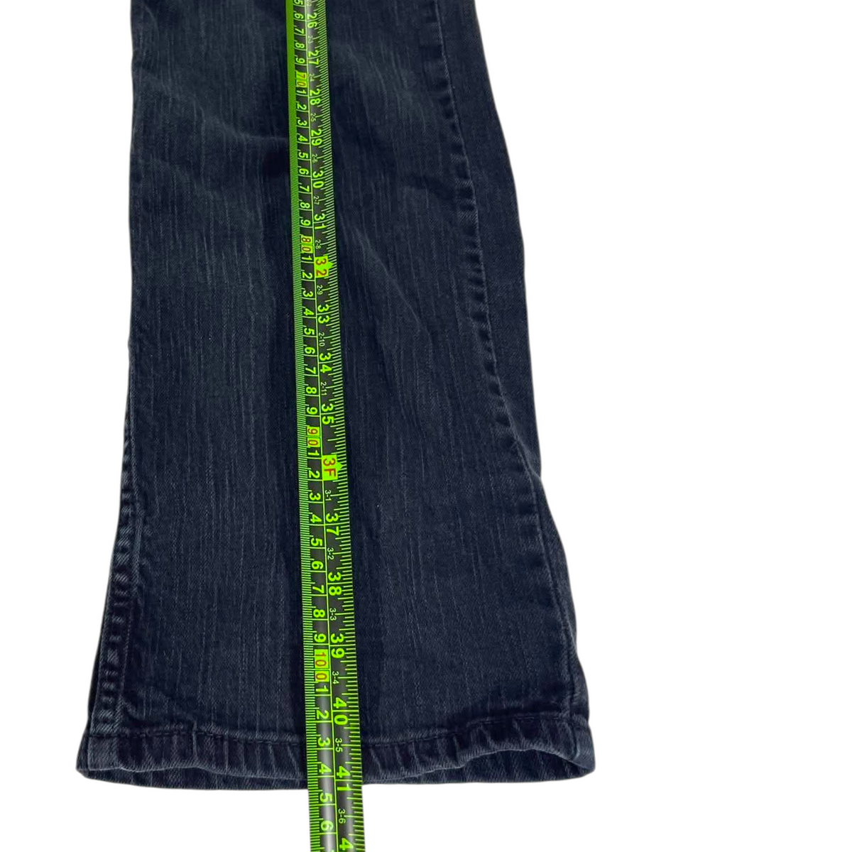 Y2K LEVI'S 514 SLIM JEANS (32)