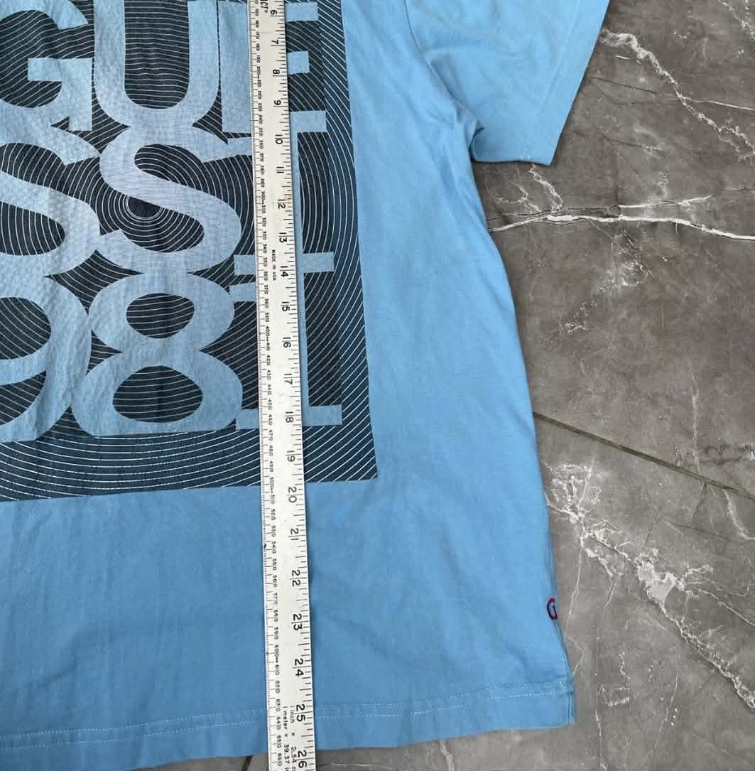 Y2K GUESS BLUE GRAPHIC TEE (M)