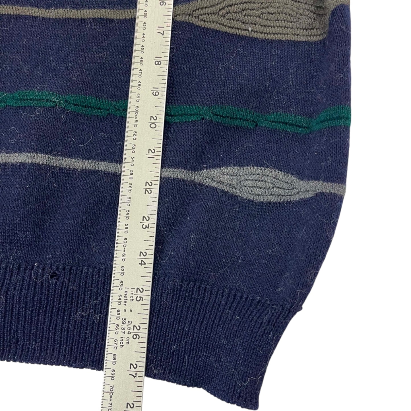 VINTAGE WOOL ACRYLIC NAVY BLUE STRIPED SWEATER (M)