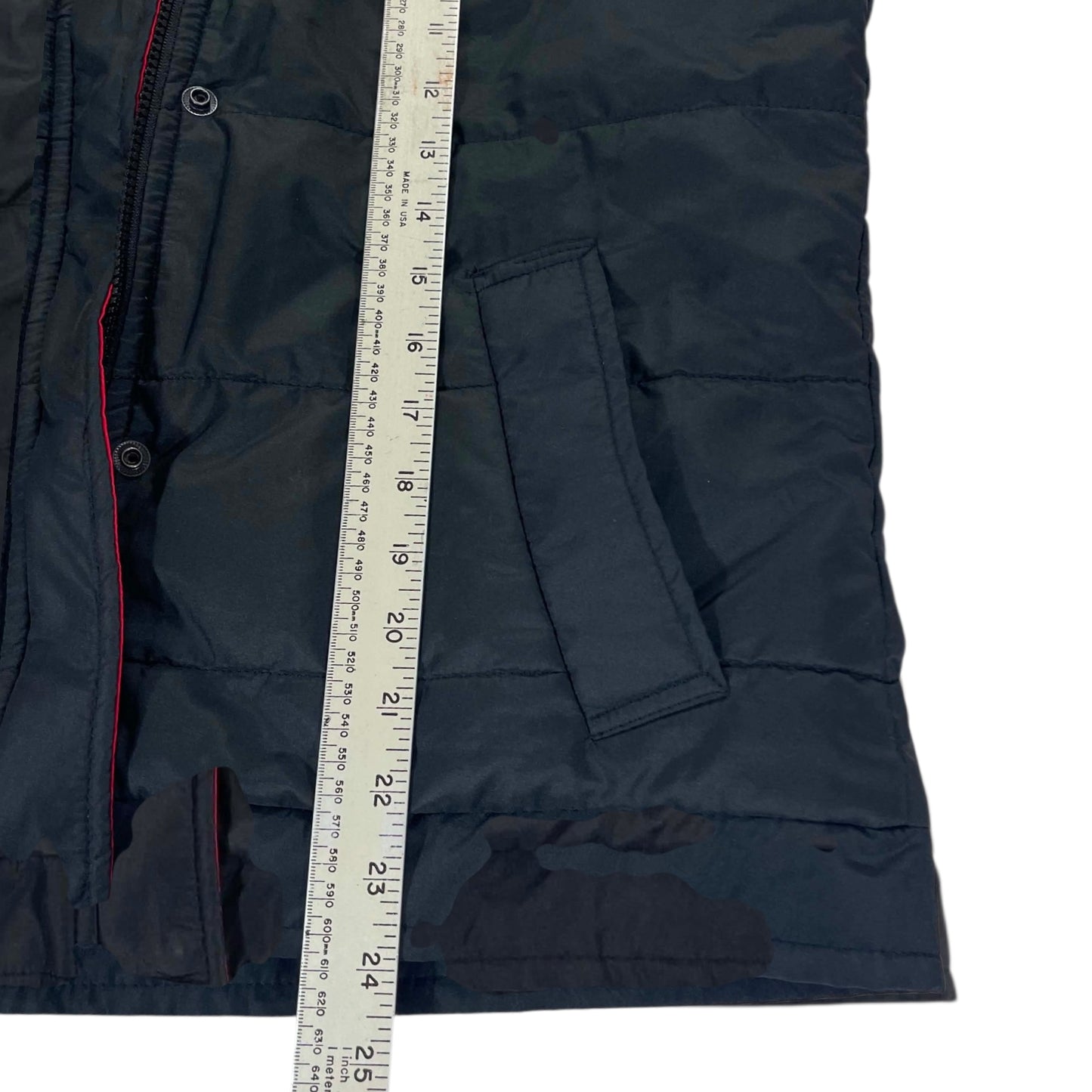 CARLING INTERNATIONAL BLACK PUFFER VEST (L)