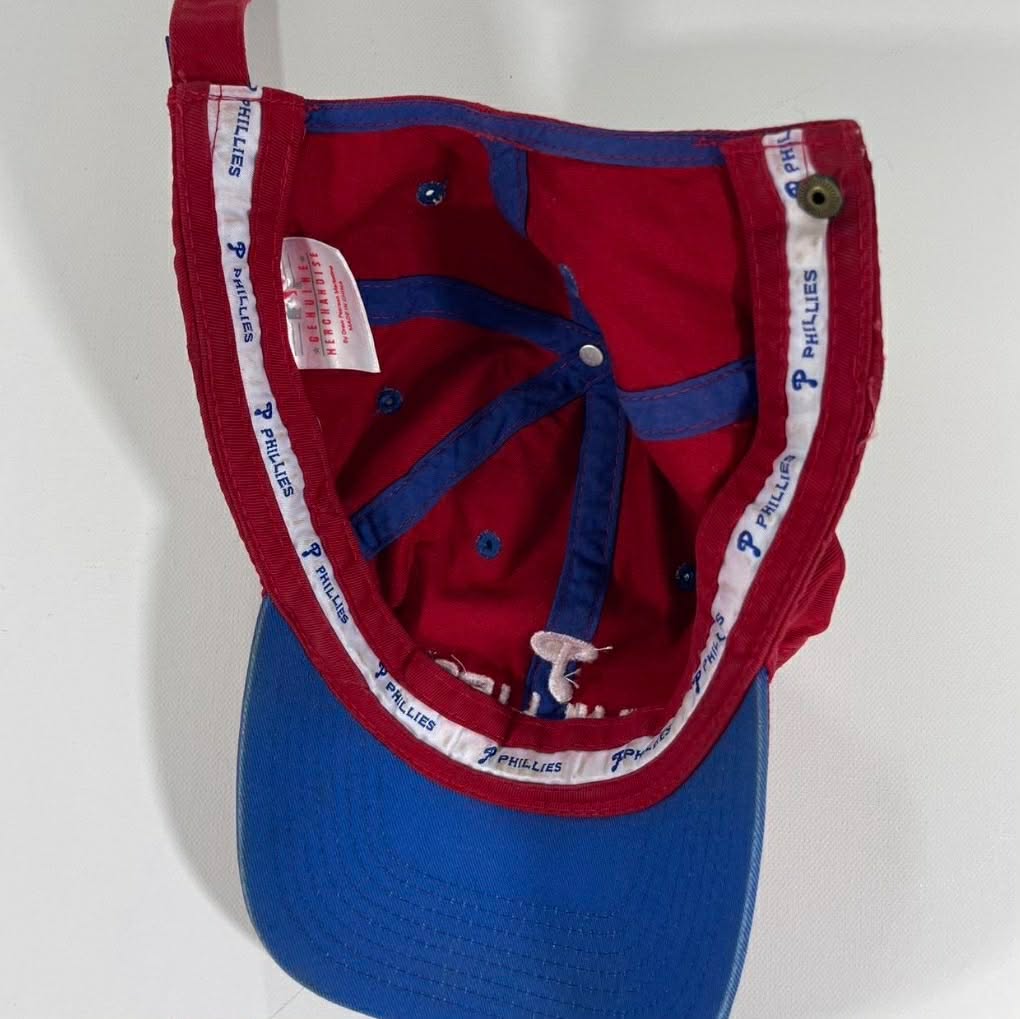 VINTAGE RED PHILADELPHIA BASEBALL CAP