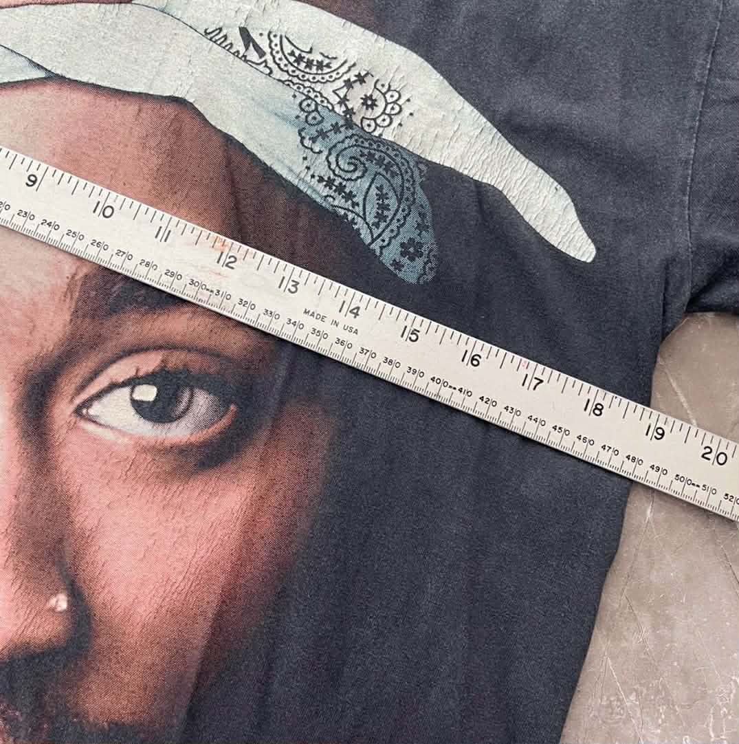 Y2K DOUBLE SIDED 2PAC SHIRT (M)
