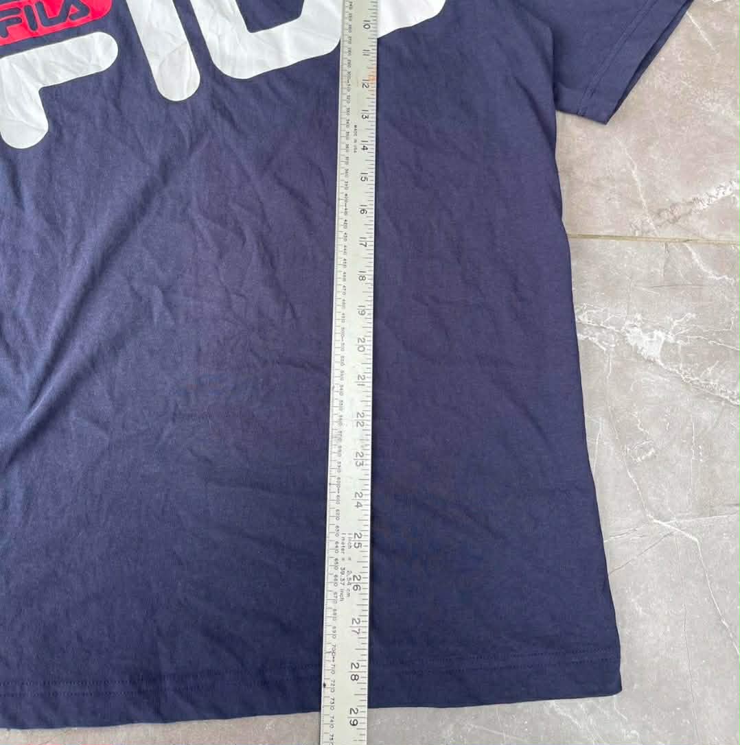 VINTAGE FILA NAVY BLUE GRAPHIC TEE (M-L)