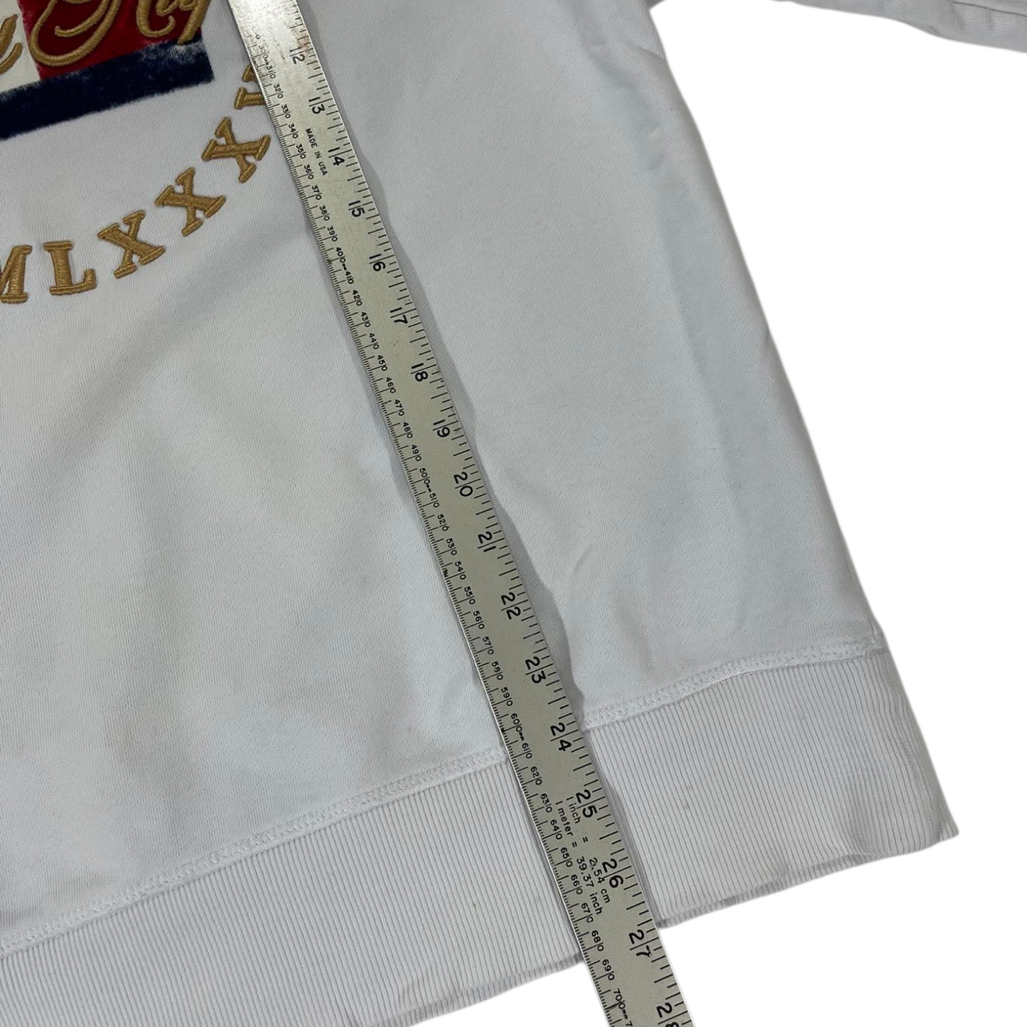 VINTAGE EMBROIDERED TOMMY HILFIGER WHITE CREWNECK SWEATSHIRT (M)