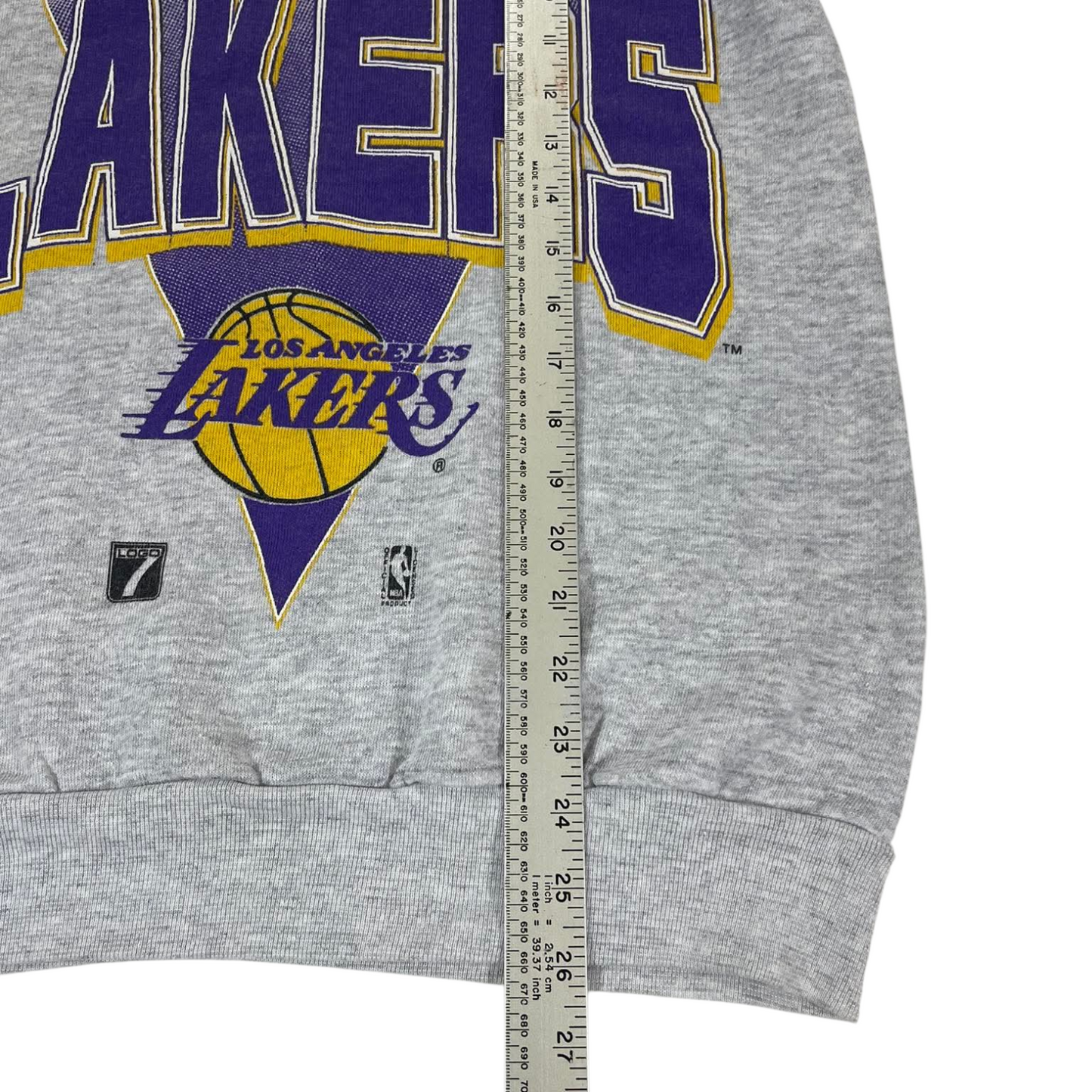 90S LOS ANGELES LAKERS GREY SWEATSHIRT (M)