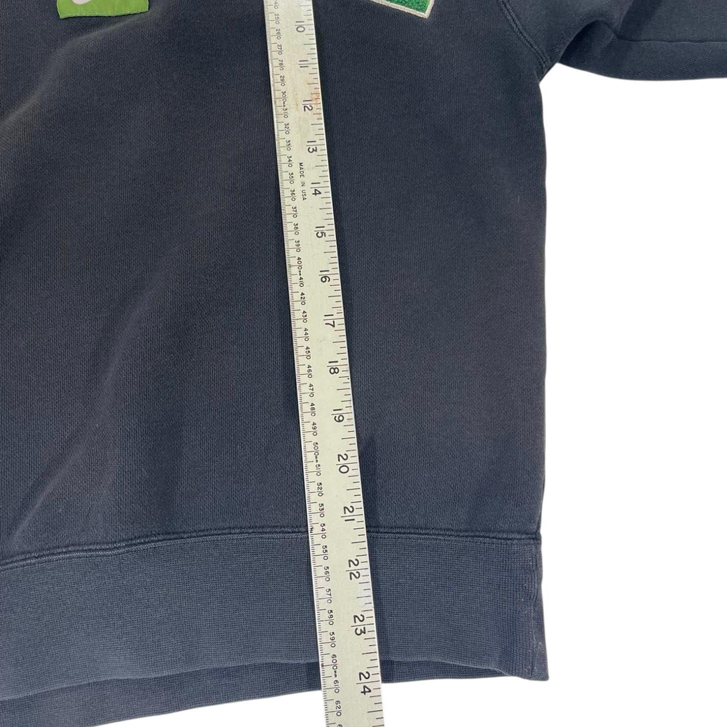 VINTAGE NIKE BLACK QUARTER ZIP SWEATSHIRT (S-M)