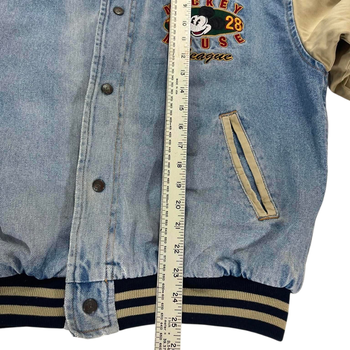 VINTAGE DISNEY MICKET MOUSE BLUE DENIM VARSITY JACKET (L)