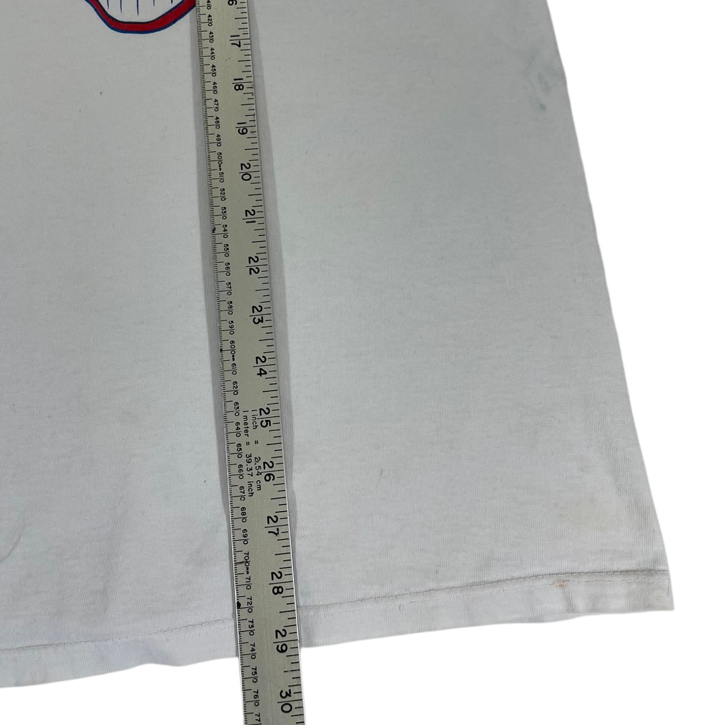 CLEVELAND INDIANS WHITE COTTON T-SHIRT (L-XL)