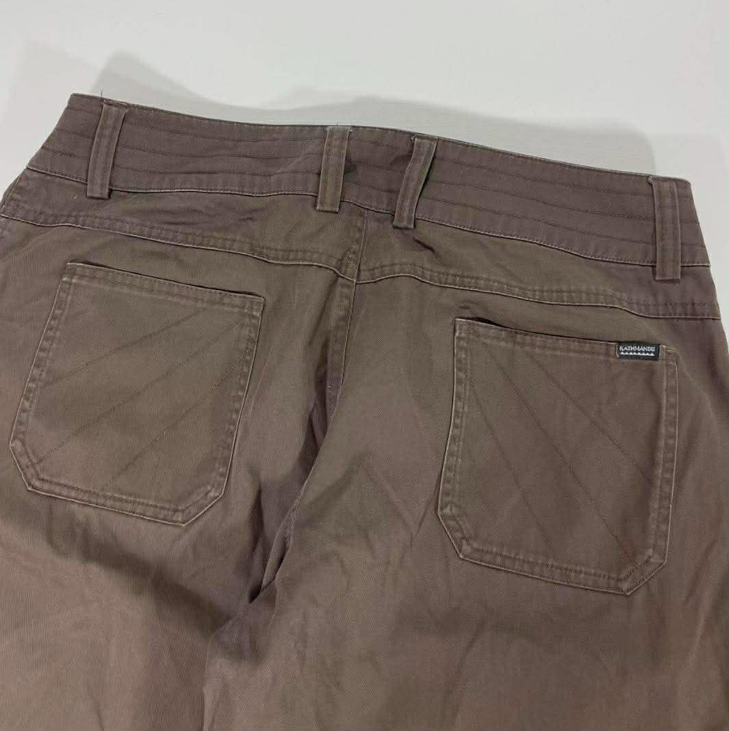 VINTAGE KATHMANDU BROWN CARGO SHORTS (14)
