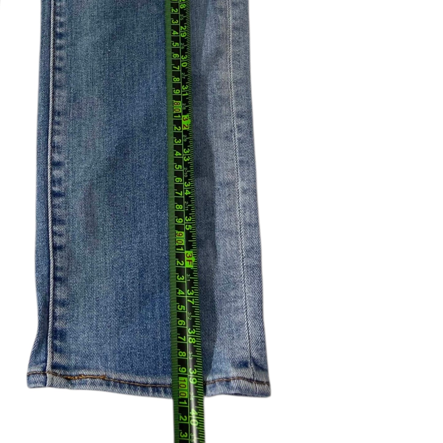 VINTAGE LEVI'S 511 BLUE JEANS (32)