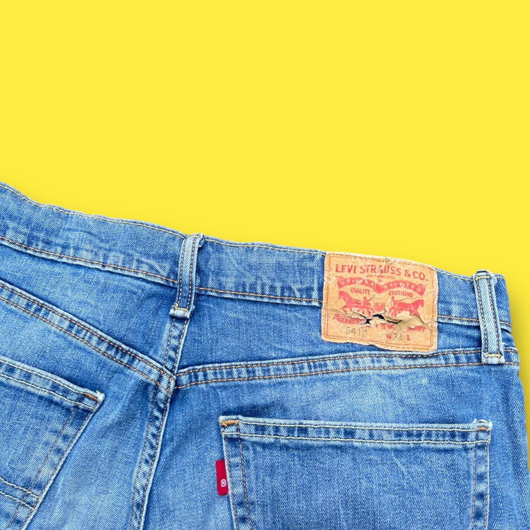 LEVIS 541 SHORTS (32)
