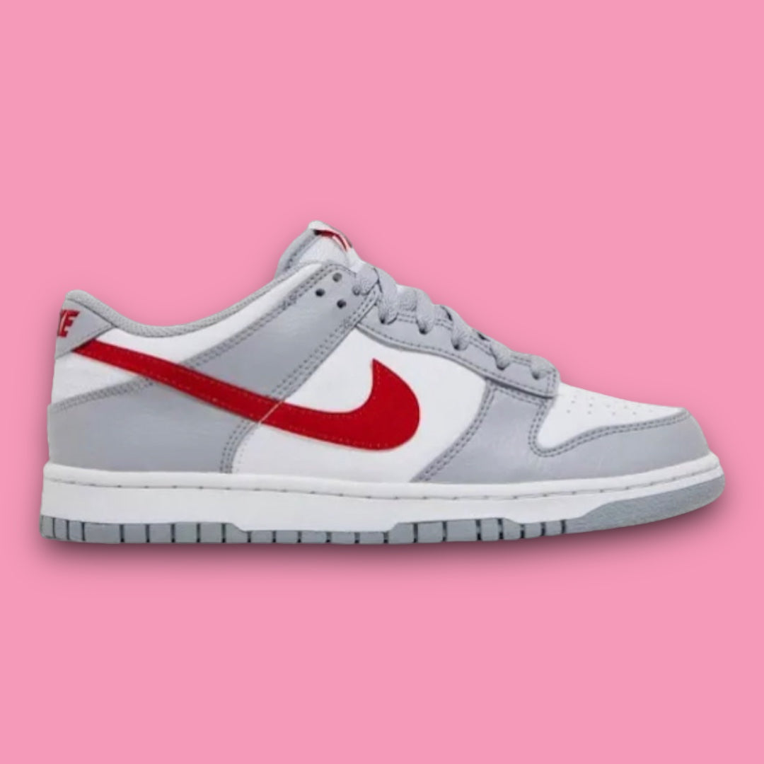 NIKE DUNK LOW GREY RED