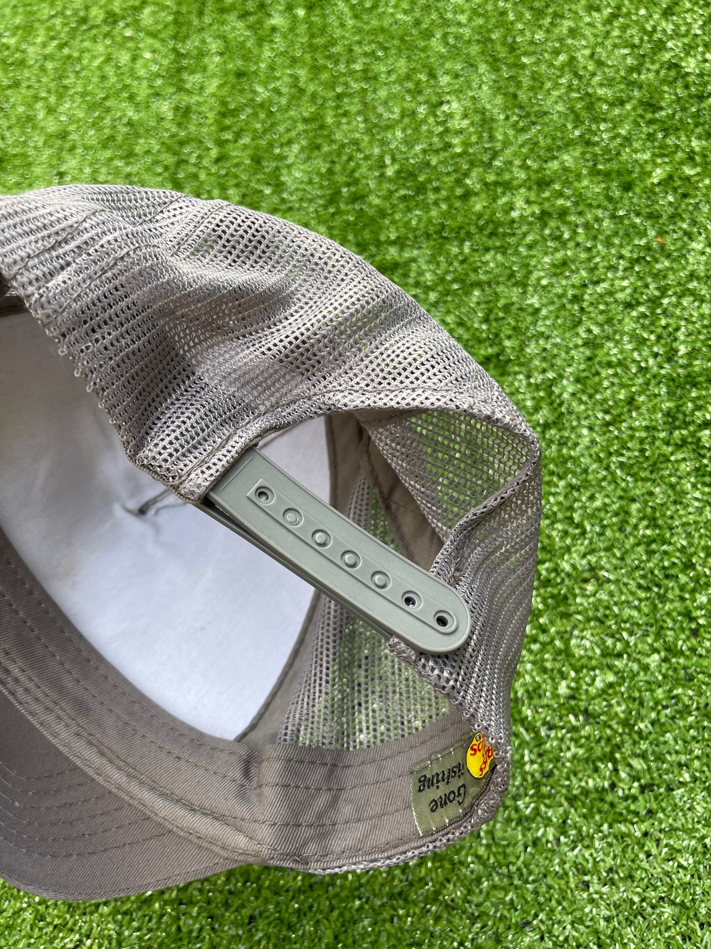 BASS PRO TRUCKER