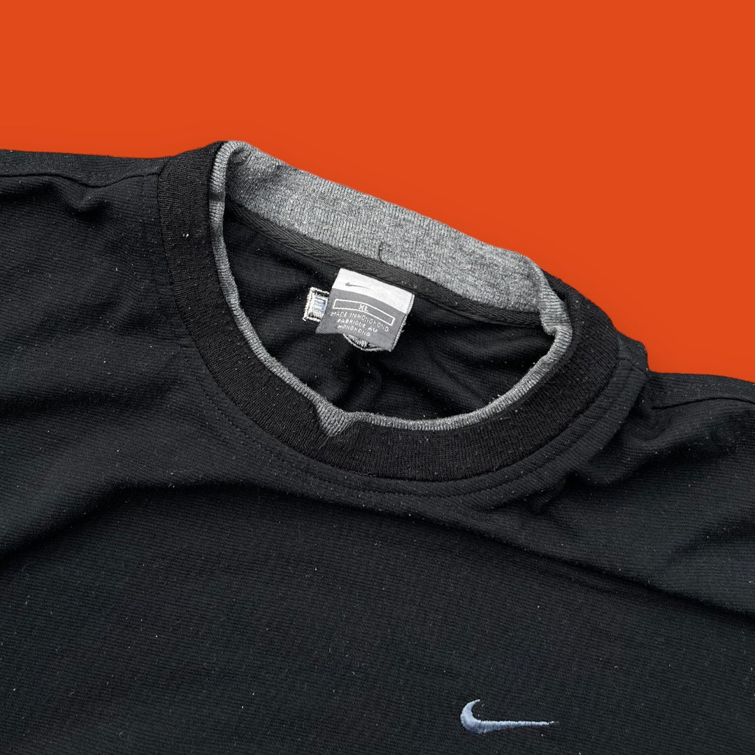 VINTAGE NIKE CREWNECK (L/XL)