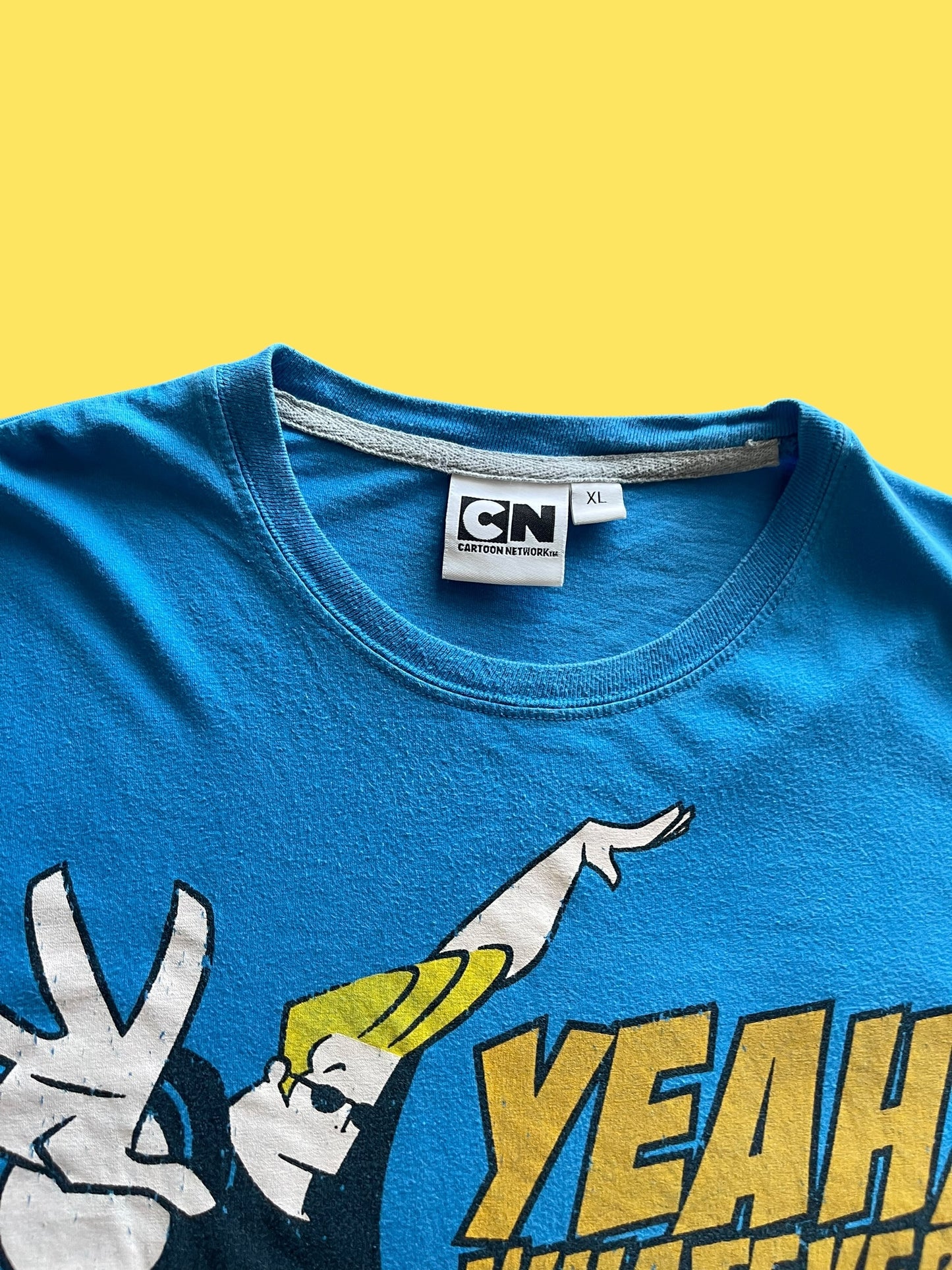 VINTAGE JOHNNY BRAVO SHIRT (L TO XL)