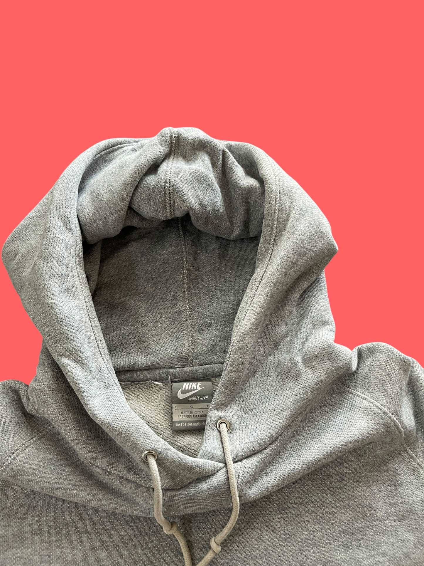 CLASSIC NIKE HOODIE (M)