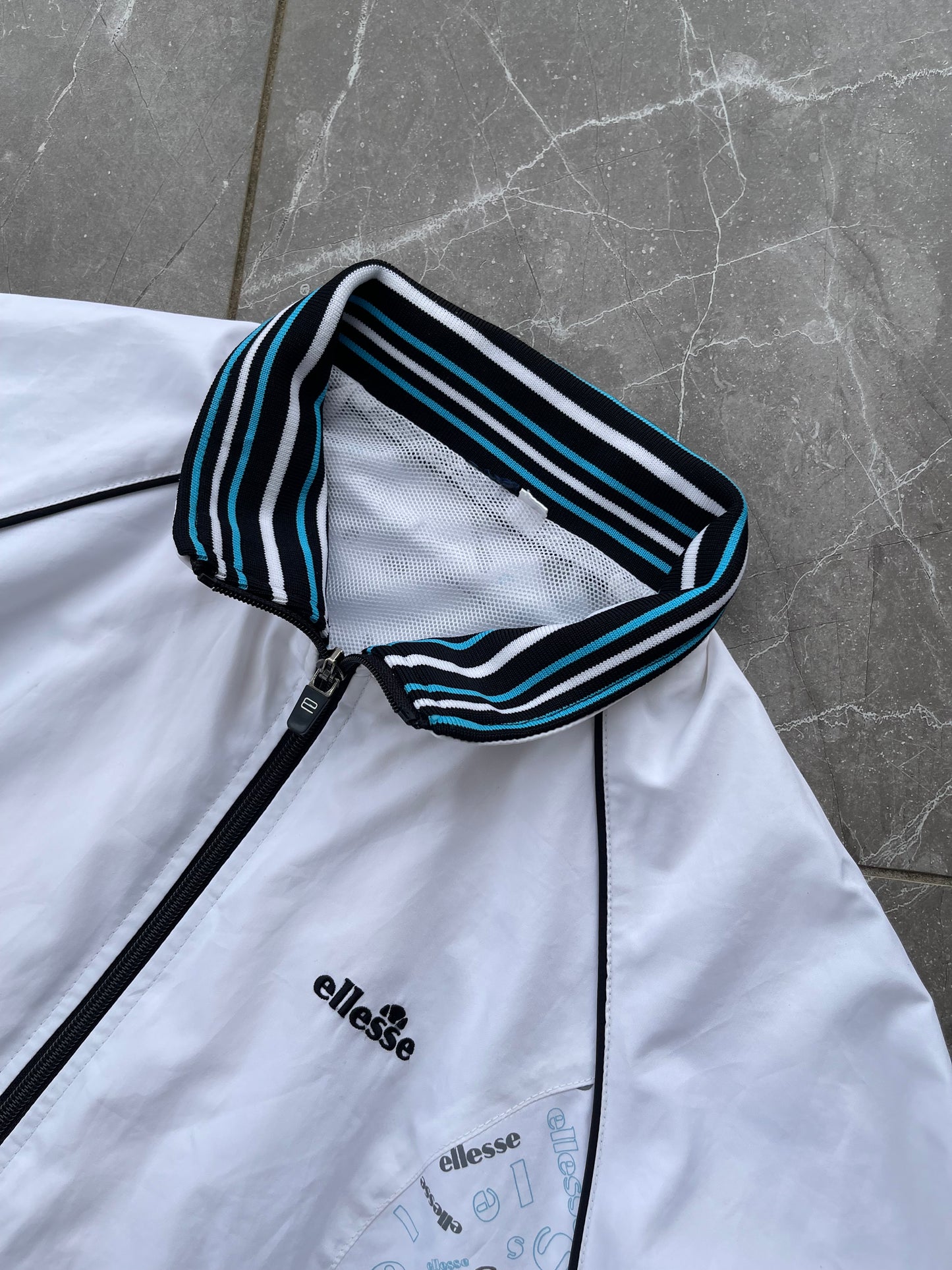 Y2k ELLESSE JACKET (M)