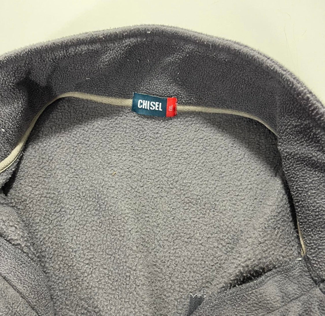 Y2K GREY CHISEL FLEECE VEST WITH BLACK ACCENTS (L-XL)