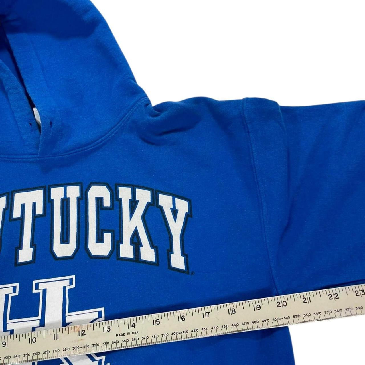 VINTAGE UNIVERSITY OF KENTUCKY WILDCATS BLUE HOODIE (S-M)