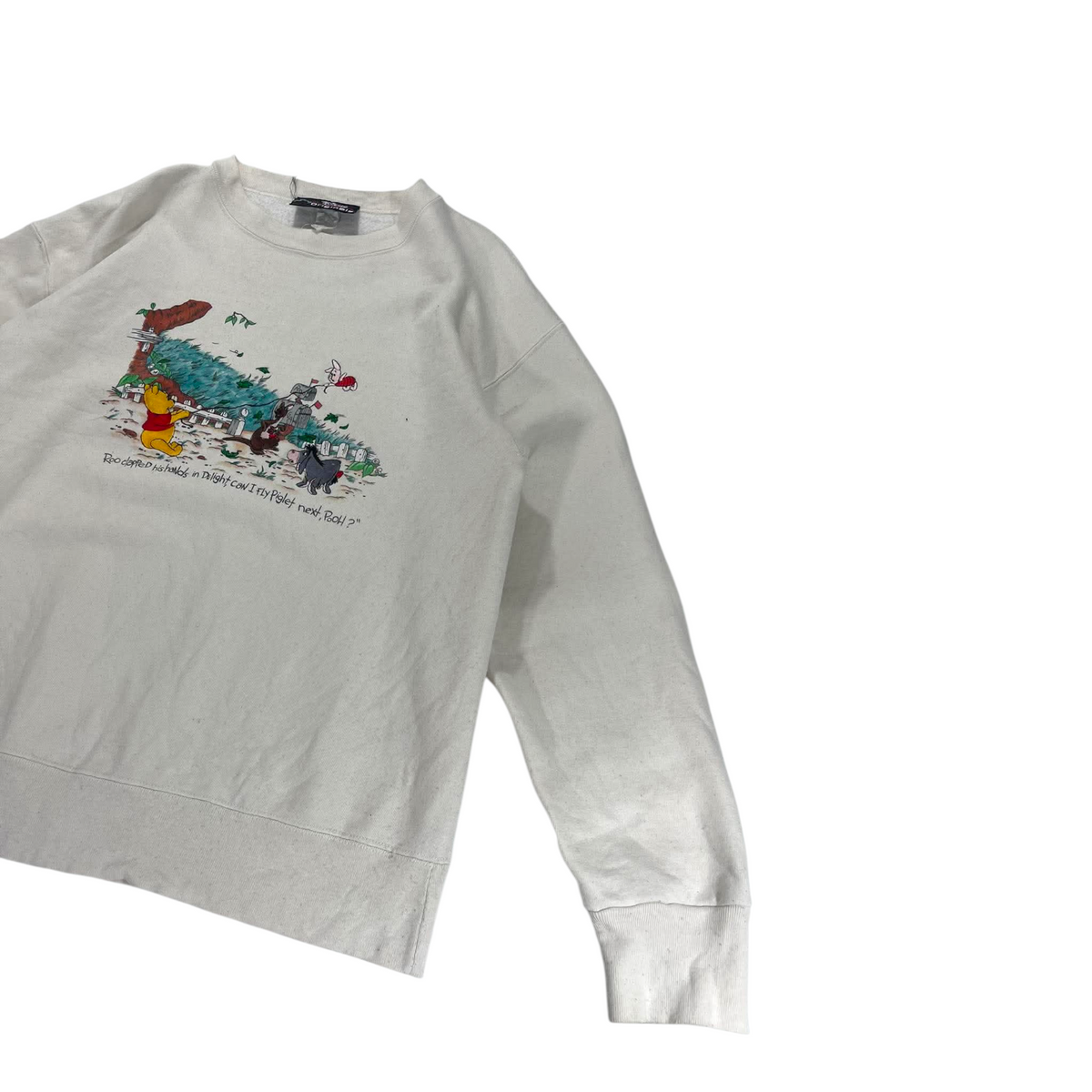 DISNEY WINNIE THE POOH CREWNECK (XL)