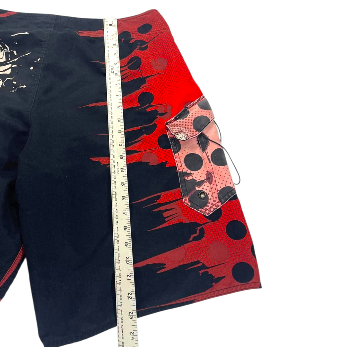 Y2K FOX RACING BOARD SHORTS (BEST FIT 34)