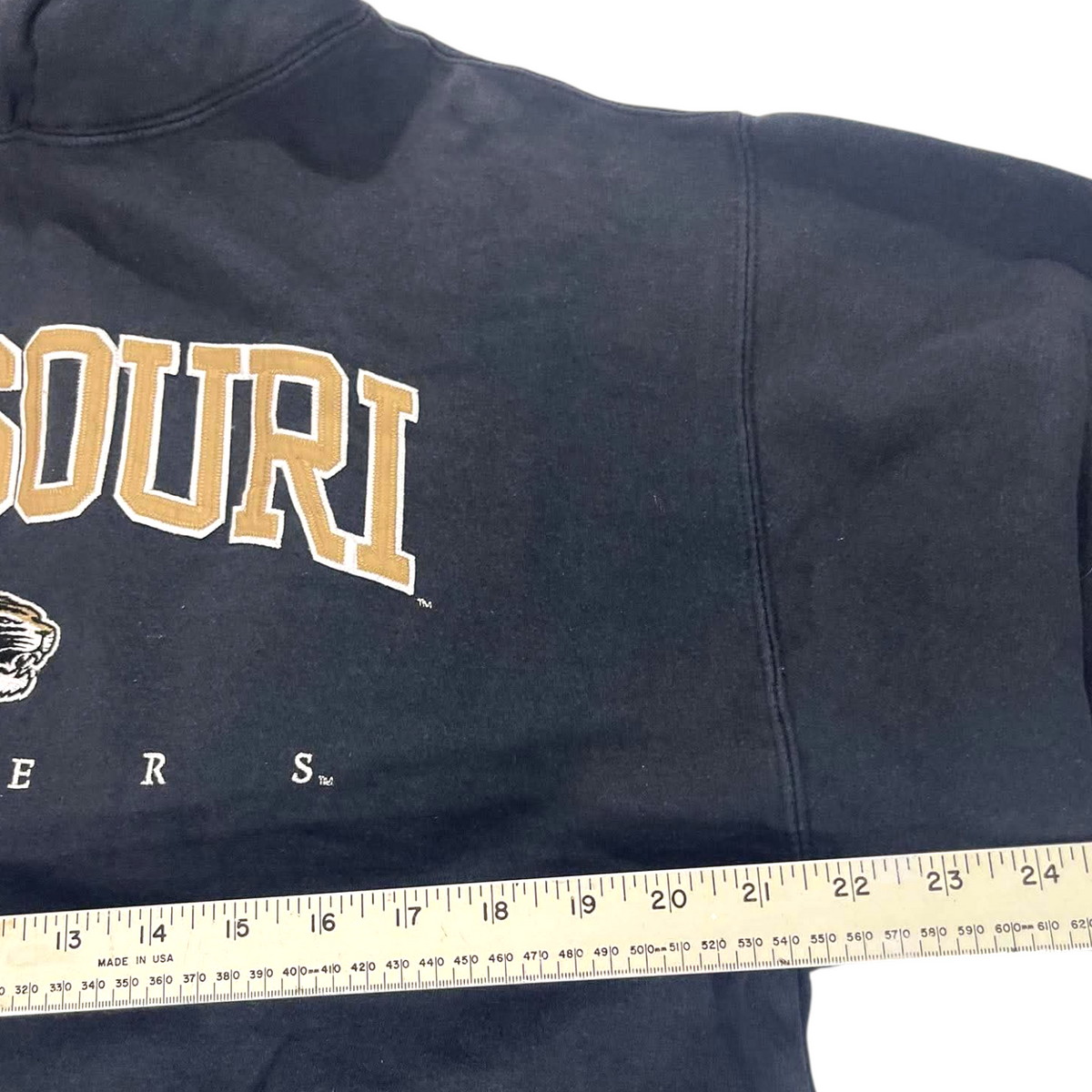 MISSOURI TIGERS HOODIE (XL)