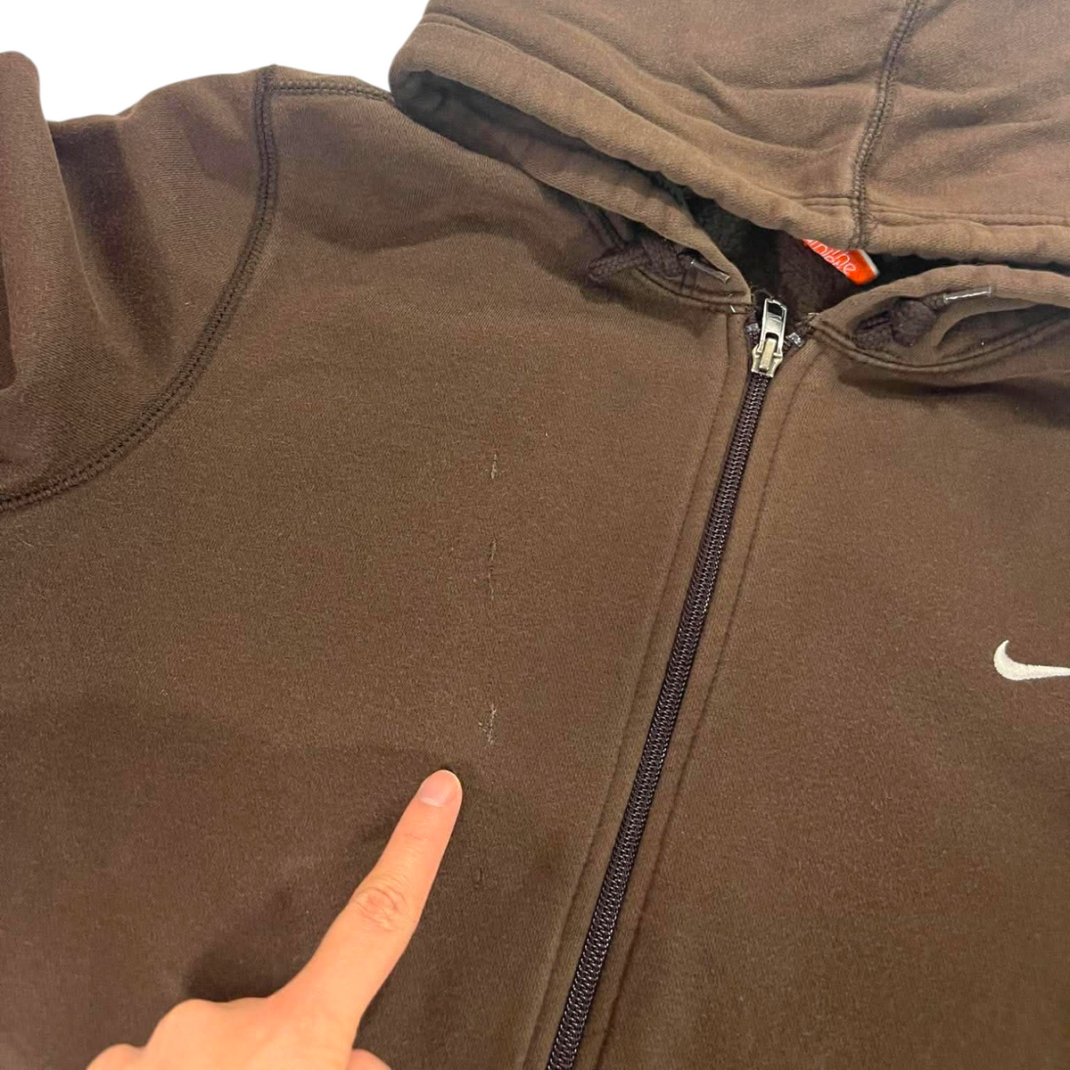 NIKE BROWN ZIP UP HOODIE (S)