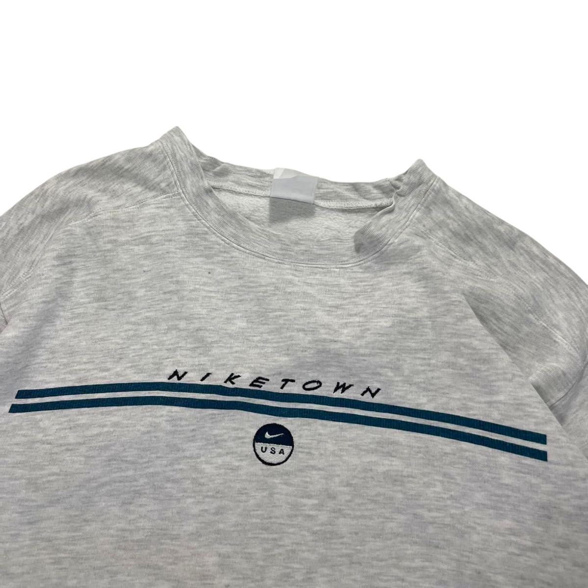 VINTAGE NIKE GRAY CREWNECK (LARGE)