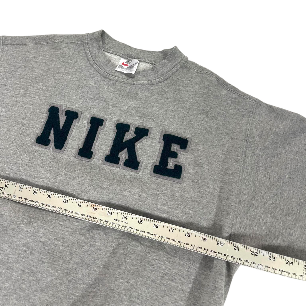 90S NIKE SPELLOUT GRAY CREWNECK (BEST FIT L)