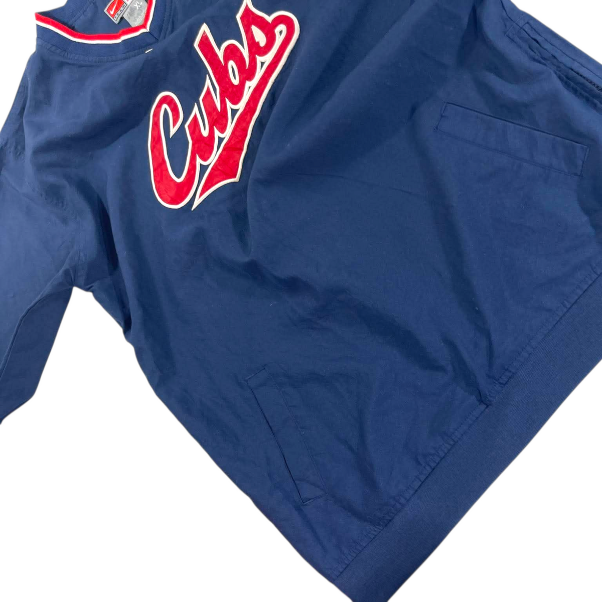 VINTAGE NIKE CHICAGO CUBS WINDBREAKER (BEST FIT LARGE)