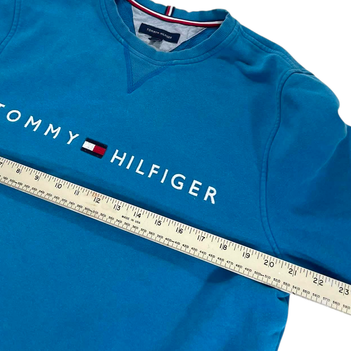 TOMMY HILFIGER BLUE CREWNECK (L)