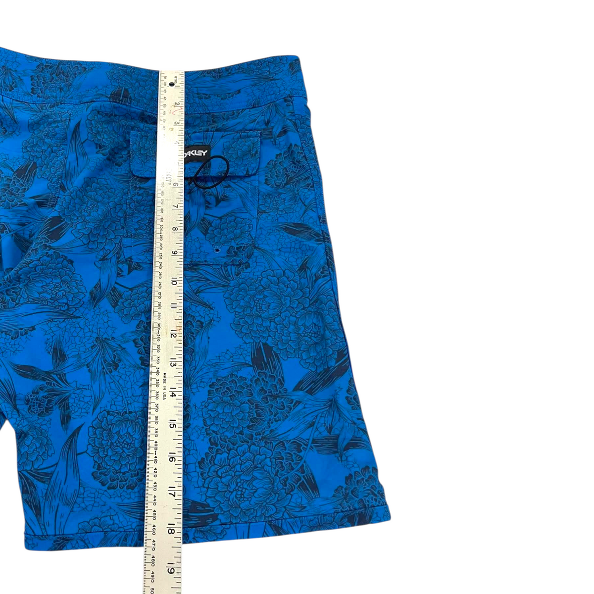 OAKLEY BLUE BOARD SHORTS (34 (36'))