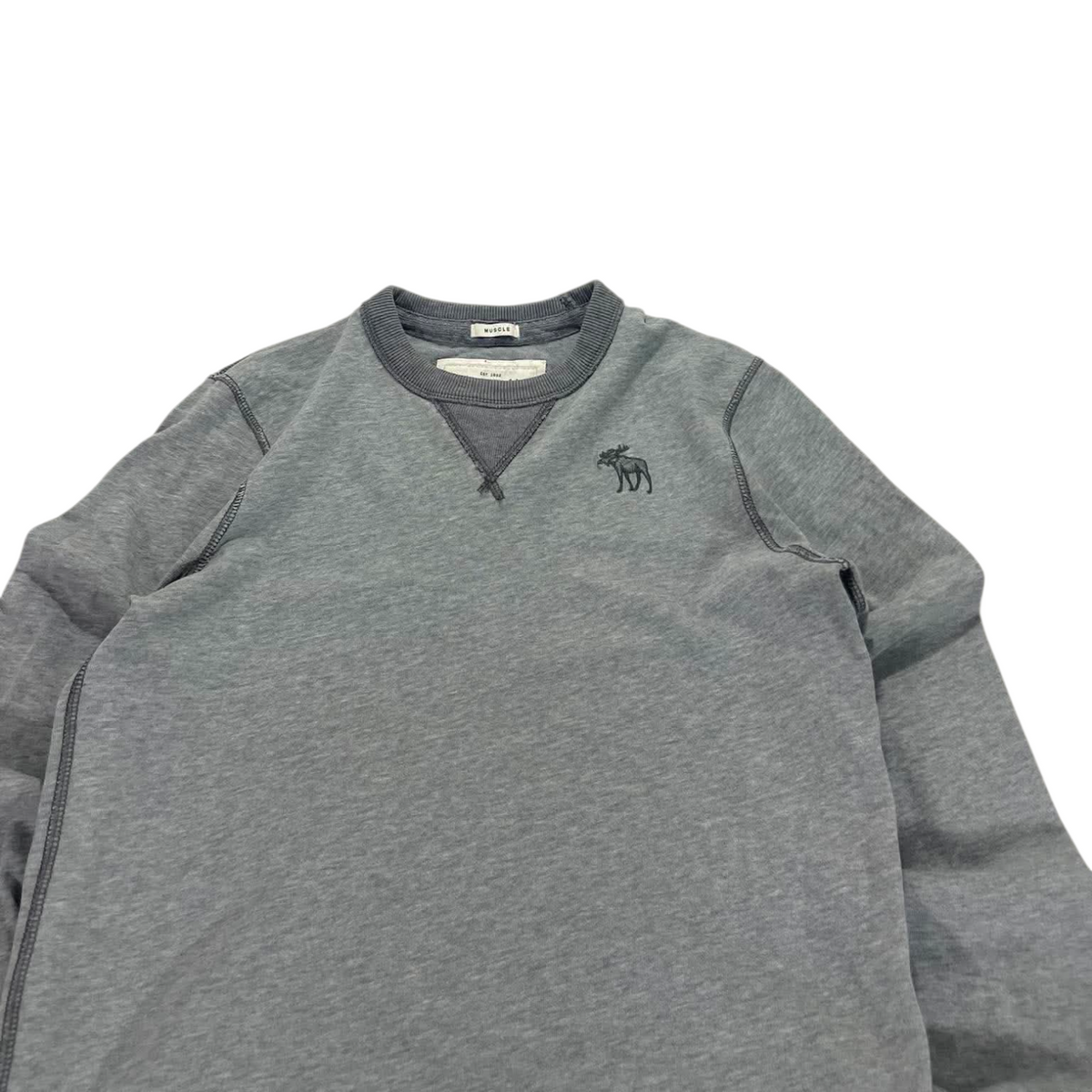 Y2K ABERCROMBIE & FITCH GRAY CREWNECK (S - M)